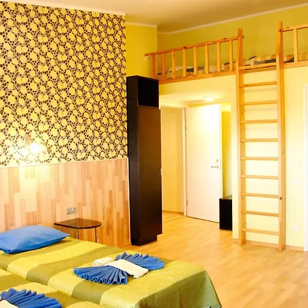 Alley Hostel *
